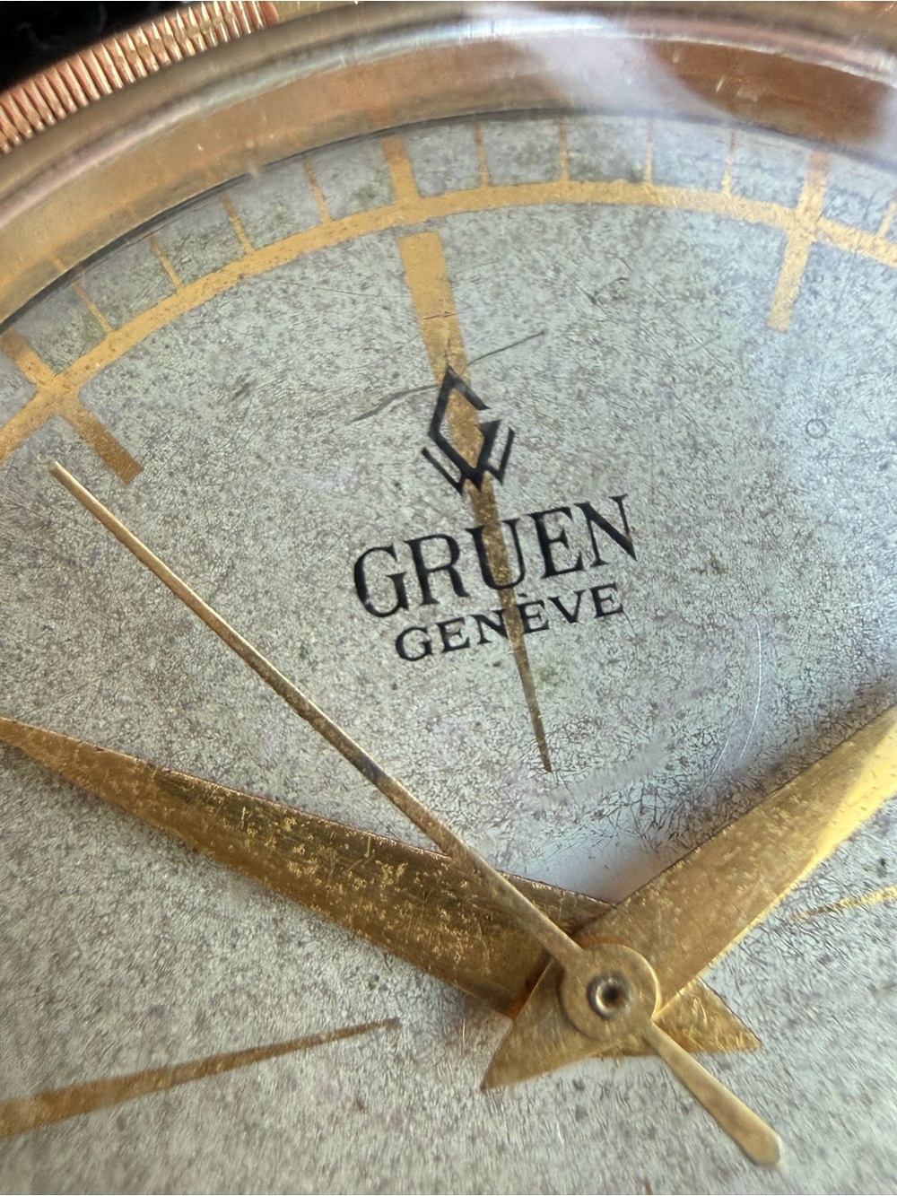 Vintage 1950’s 14k gold & Steel Gruen Genève Presicion Power 34mm - Picture 5 of 16